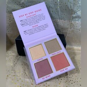 ⭐️New Giordano Colors Make Me Blush
Face Powder Palette Highlight-Blush
